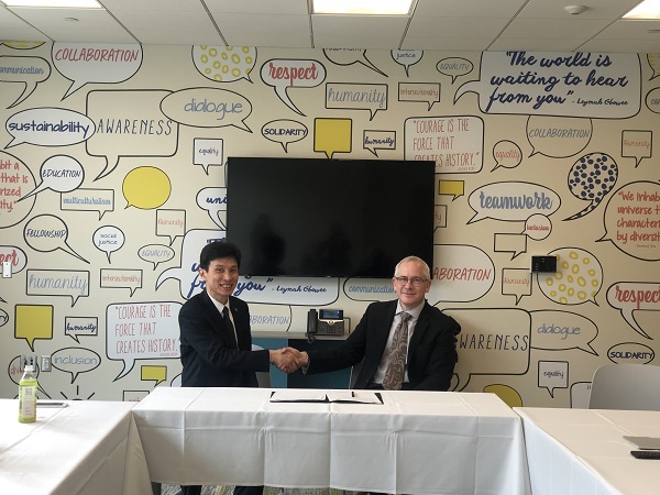 1557909089129654.jpg 签约.jpg